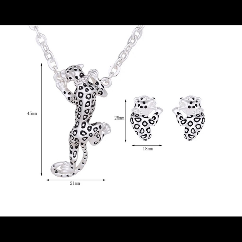 Jazzy Jaguar Necklace Set ✨